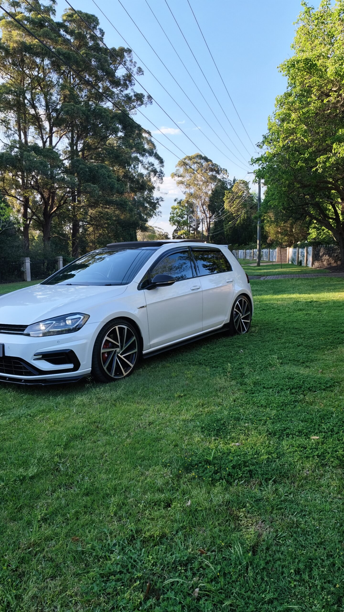 NOW CLOSED - ENTRY LIST WILL BE AVAILABLE SOON -2019 VOLKSWAGEN GOLF R WOLFSBURG EDITION OR $25,000 TAX FREE CASH - Live draw will take place on our Instagram page Tuesday 20th of October at 06.30pm - Image 5
